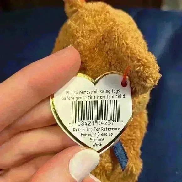 1999 Fuzz the bear, Ty beanie baby, retired with errors - Picture 3 of 6